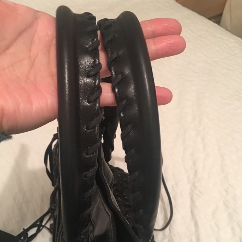 ⭐️ (1/2 price for 2+⭐️ items!) Authentic Balenciaga  Matelasse City Velo - Picture 4 of 8